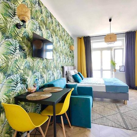 Olivia Apartments - Sloneczny Apartament W Centrum Warszawy, Plac Unii Lubelskiej, Lazienki Krolewskie, Pole Mokotowskie وارسو المظهر الخارجي الصورة