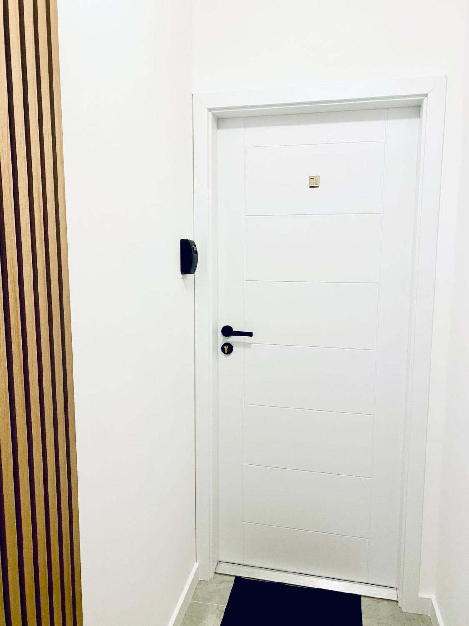 Olivia Apartments - Sloneczny Apartament W Centrum Warszawy, Plac Unii Lubelskiej, Lazienki Krolewskie, Pole Mokotowskie وارسو المظهر الخارجي الصورة